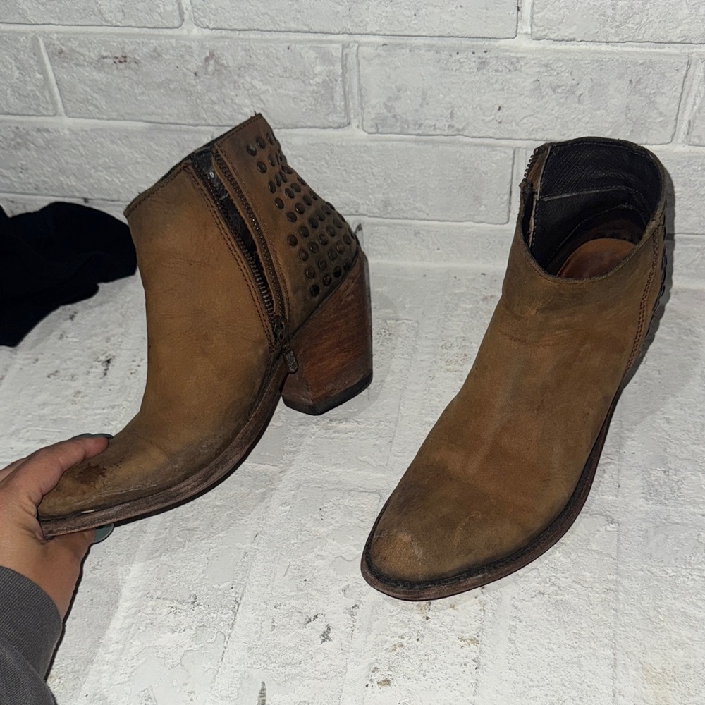 LIBERTY Black Brown Ankle Booties